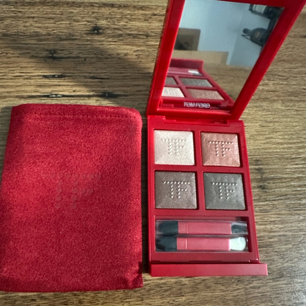 Tom Ford Eye Color Quad - Red Palette